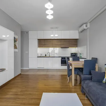 Lazurowa 2-bedroom ワルシャワ