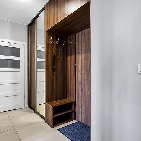 アパート Lazurowa 2-bedroom *